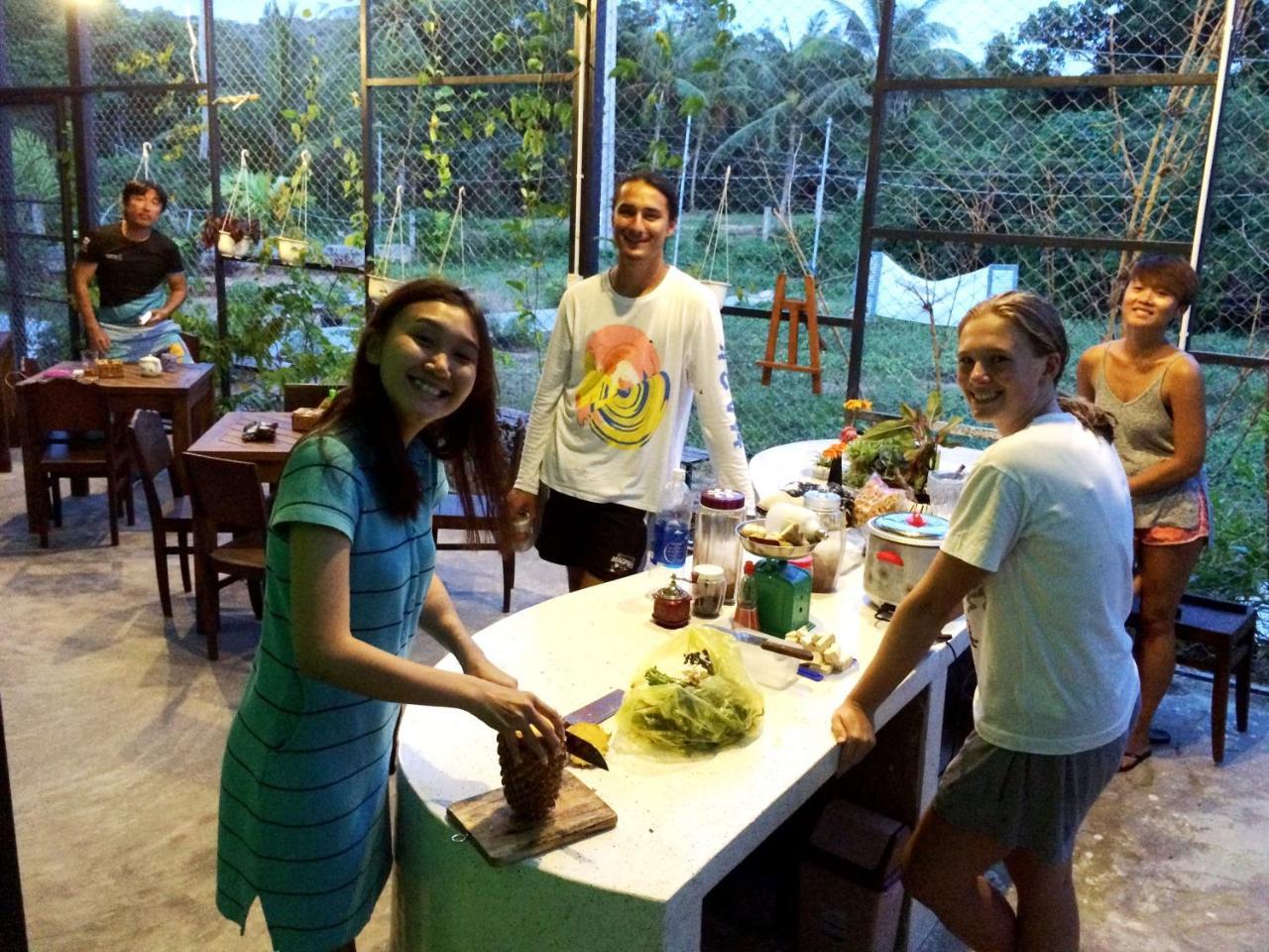 Lana Land Homestay Duong Dong Exterior foto