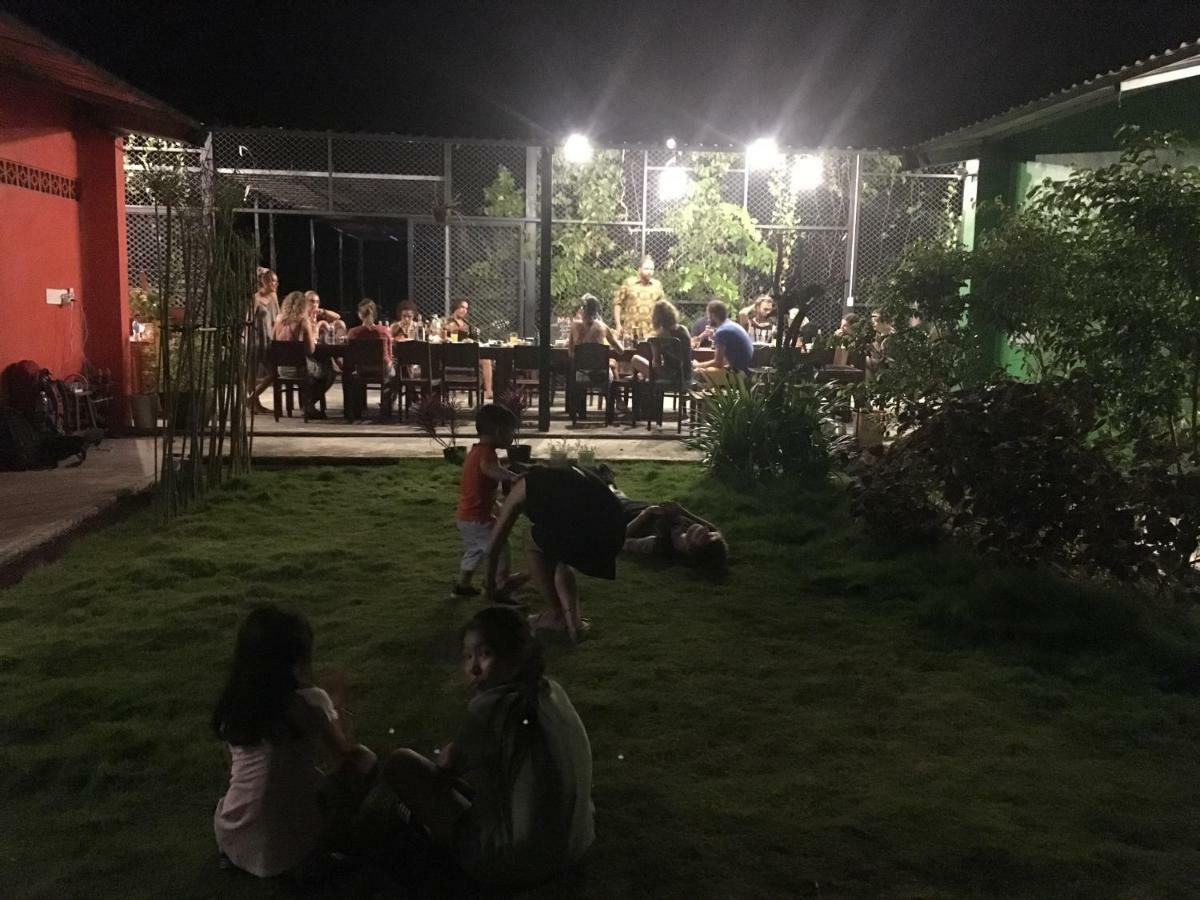 Lana Land Homestay Duong Dong Exterior foto